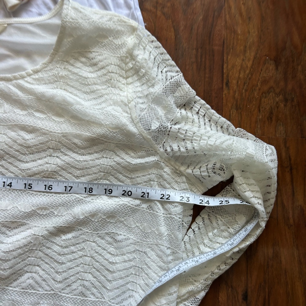 Women’s Blouses in White and Orange Short Sleeve Tops Bundle of Three XXL 2X - Picture 13 of 16